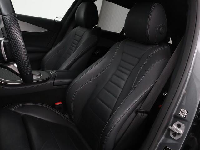 Mercedes-Benz E-KLASSE 300e Business Solution AMG | Leder | Trekhaak | Stoelverwarming | 360 camera | Carplay | Sfeerverlichting | Matrix LED | Keyless | Navigatie