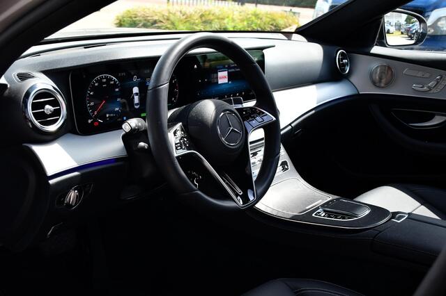 Mercedes-Benz E-KLASSE 200 AMG Line Panorama | Soudsystem | Head-up