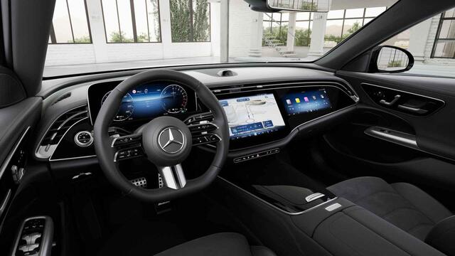 Mercedes-Benz E-KLASSE 300 e AMG Line | Superscreen | Trekhaak | 20 inch | Night pakket |