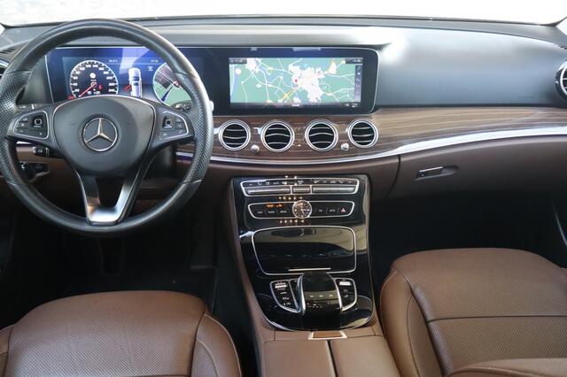 Mercedes-Benz E-KLASSE 400 4M. Prem. Plus | 7 Zitplaatsen | Trekhaak | Stoel verwarming