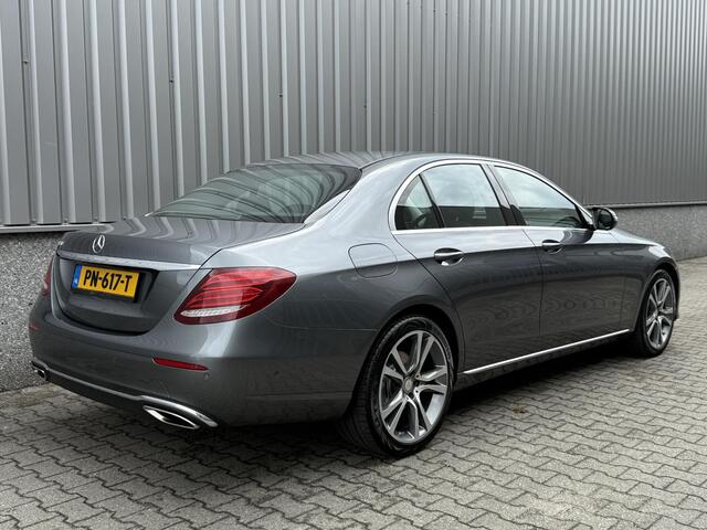 Mercedes-Benz E-KLASSE 250 Camera | Widescreen | CarPlay | LED | Sfeerverlichting | Weinig KM