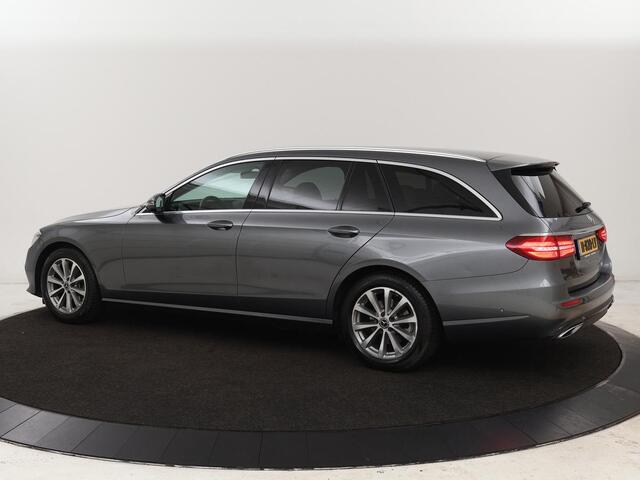 Mercedes-Benz E-KLASSE 200 Business Solutions | Leder | 360 camera | Stoelverwarming | Carplay | Matrix LED | Widescreen | Park Assist | Navigatie | Memory