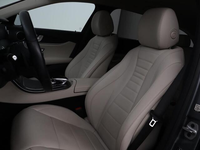 Mercedes-Benz E-KLASSE 200 Business Solutions | Leder | 360 camera | Stoelverwarming | Carplay | Matrix LED | Widescreen | Park Assist | Navigatie | Memory