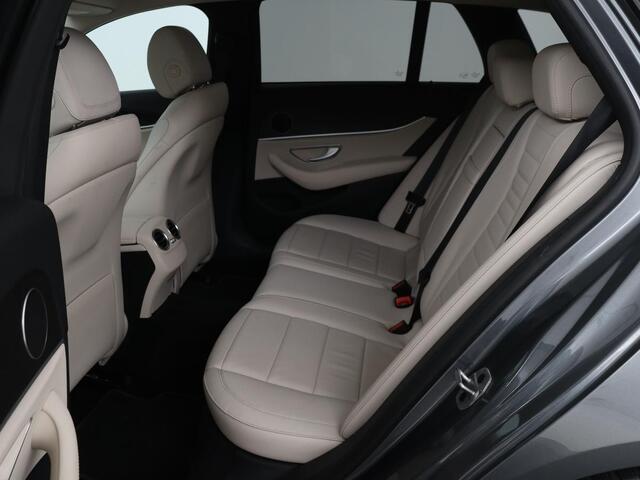Mercedes-Benz E-KLASSE 200 Business Solutions | Leder | 360 camera | Stoelverwarming | Carplay | Matrix LED | Widescreen | Park Assist | Navigatie | Memory