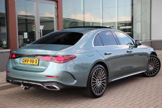 Mercedes-Benz E-KLASSE 300 e AMG Line | Superscreen | Pano | Burmester | 360 Camera | Trekhaak