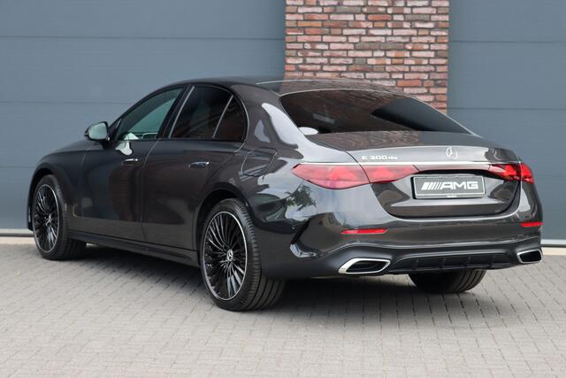Mercedes-Benz E-KLASSE 300 de AMG Line Aut9 | Hyperscreen | Distronic | Trekhaak | Verwarmd Stuurwiel | Keyless Go | Camera | Zitcomfortpakket | Nightpakket |
