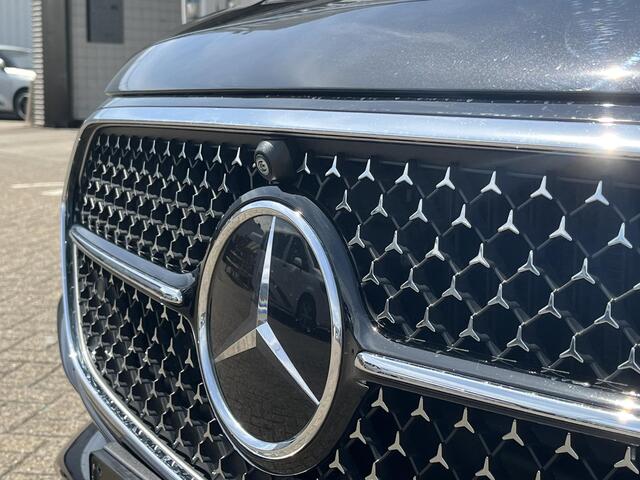 Mercedes-Benz E-KLASSE 300 e AMG Line