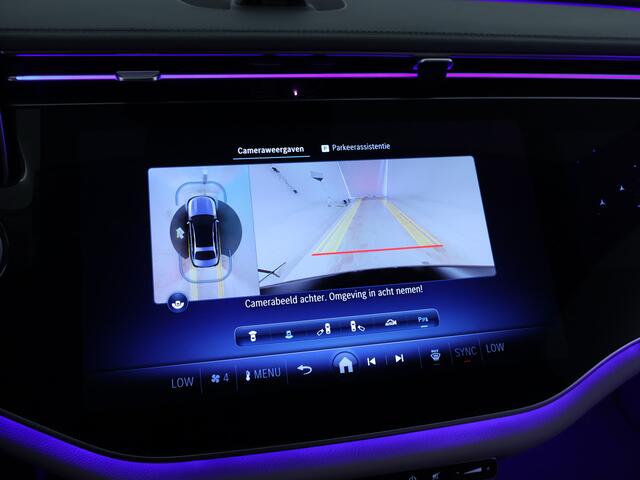 Mercedes-Benz E-KLASSE 300 e Exclusive Plug-In Hybride | Panorama Schuif/kanteldak | MBUX Superscreen | Leder pakket | Burmester Sound | 20 Inch AMG Velgen | Digital light | PREMIUM pakket | Stoelverwarming-ventilatie | Inclusief 24 maanden MB Certified garantie voor Europa.