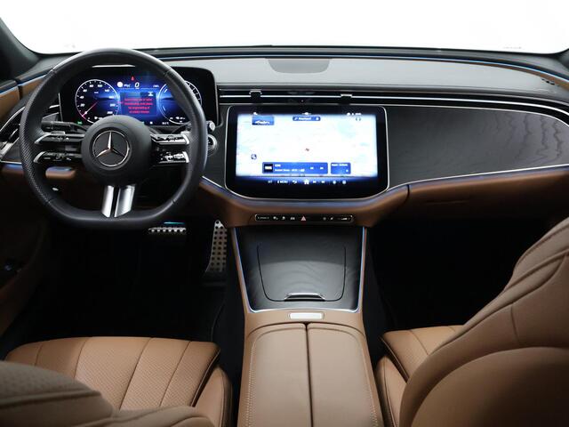 Mercedes-Benz E-KLASSE 300 e AMG Line | Bruin interieur | Memory stoelen | Zwarte hemel | 20 inch |