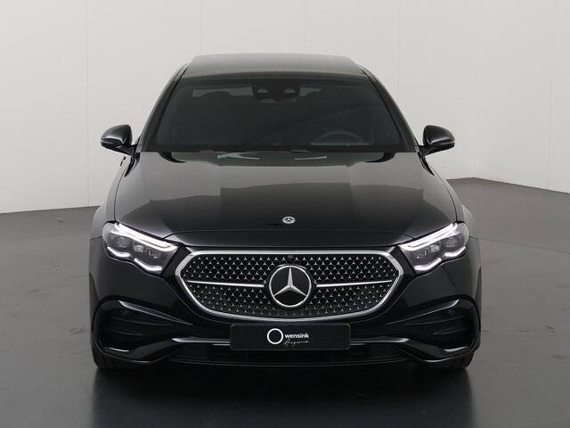 Mercedes-Benz E-KLASSE 300e Sport Edition | Panoramaschuifdak | Night | Premium Plus | Rijassistentiepakket plus | Stoel-ventilatie |