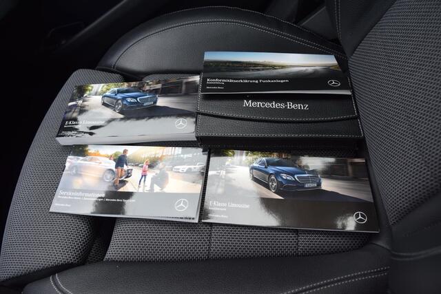Mercedes-Benz E-KLASSE 200 Automaat met Widescreen/Ambiance verl/Ecc