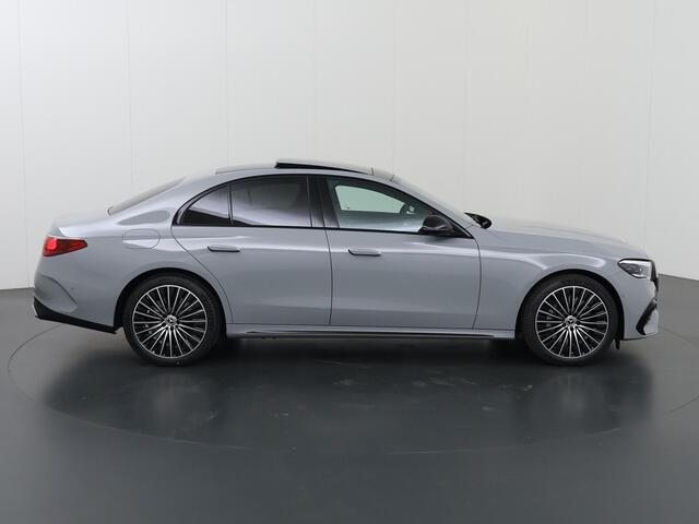 Mercedes-Benz E-KLASSE 300 e Sport Edition | Premium Plus pakket | Panoramaschuifdak | Superscreen | Nightpakket | Rijassistentiepakket Plus | Stoelventilatie | Head-up display | Burmester