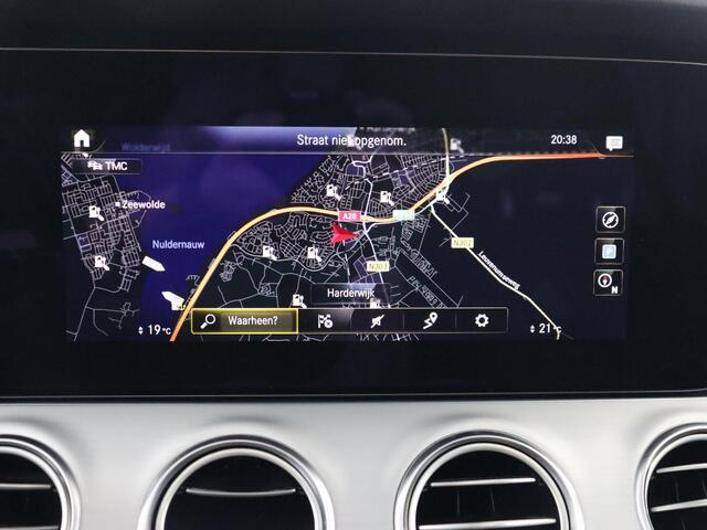 Mercedes-Benz E-KLASSE 300e Business Solution AMG | Panoramadak | Burmester | Trekhaak | Head-Up | 360 Camera | Memory | Nappaleder | Matrix LED | Stoelverwarming | Widescreen | PHEV | Plug In