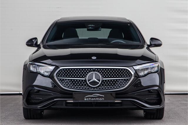 Mercedes-Benz E-KLASSE 300 e AMG Nightpakket, Panorama, Distronic, Carplay, 20" Hybrid