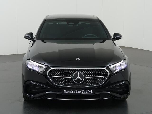 Mercedes-Benz E-KLASSE 300 e AMG Line | Winter pakket | Distronic | Sfeerverliching | Stoelverwarming |