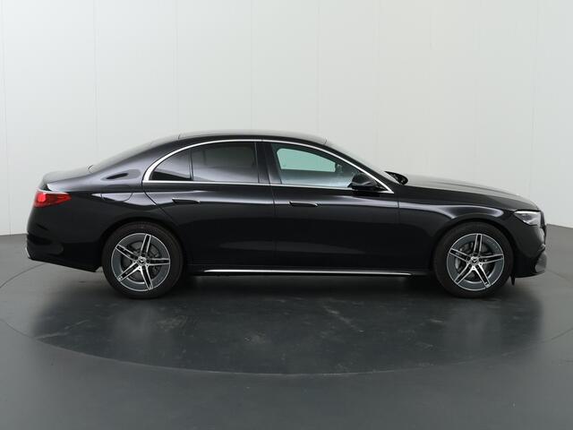 Mercedes-Benz E-KLASSE 300 e AMG Line | Winter pakket | Distronic | Sfeerverliching | Stoelverwarming |