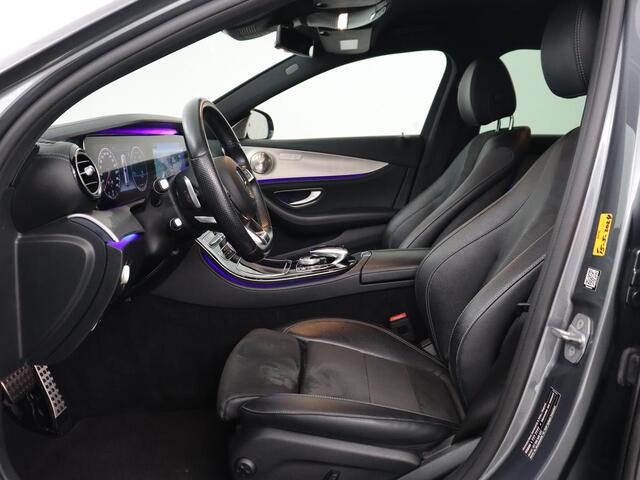 Mercedes-Benz E-KLASSE 220d Business Solution AMG | Stoelverwarming | Trekhaak | Camera | Carplay | Widescreen | Half leder | Navigatie | Full LED