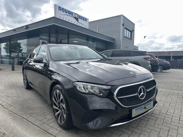 Mercedes-Benz E-KLASSE 200 Avantgarde NEW MODEL Pano-Dak | 19 inch | Camera | Stoelverw
