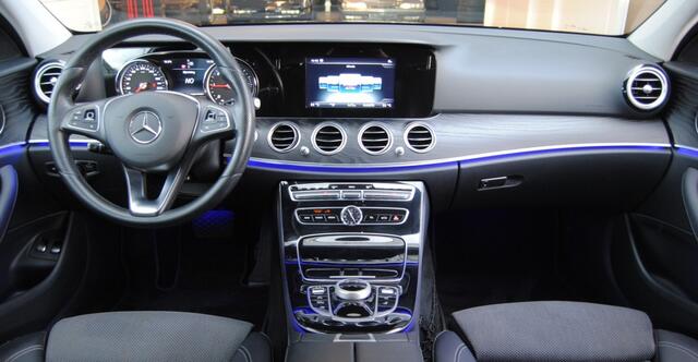Mercedes-Benz E-KLASSE 220 d Premium Plus