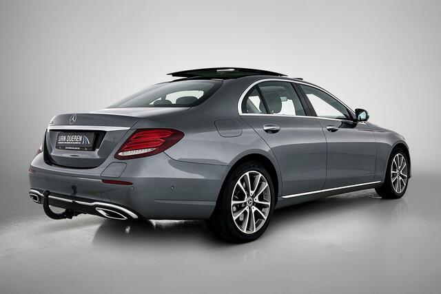 Mercedes-Benz E-KLASSE 300e Premium Plus Panoramadak, Trekhaak, Virtual, Leder