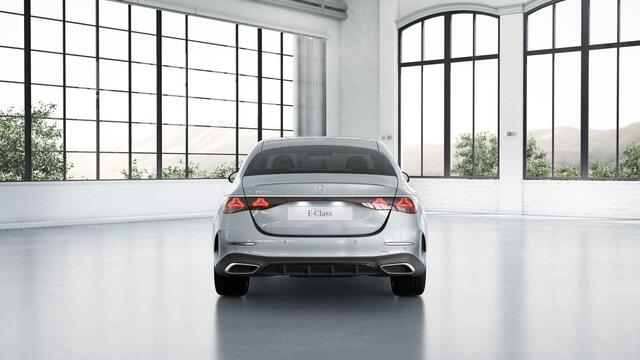 Mercedes-Benz E-KLASSE 300 e Sport Edition | Panoramaschuifdak | Premium | Rijassistentiepakket | Leder | Burmester | 360° camera |