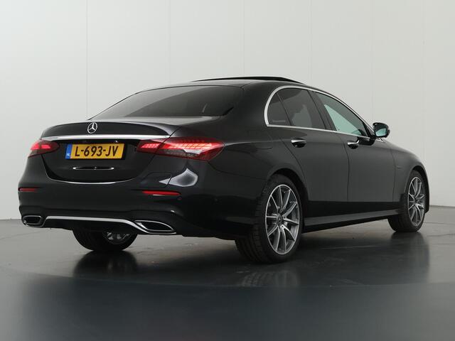 Mercedes-Benz E-KLASSE 300 e 4MATIC AMG Line | Panoramadak | Luchtvering | Memory | Burmester | Multibeam | Keyless |