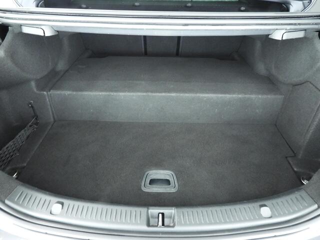 Mercedes-Benz E-KLASSE 300 e Premium Plus | Pano | 360 cam | HUD | Luchtvering | Burmester | Memory