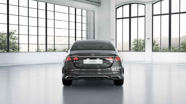 Mercedes-Benz E-KLASSE 300e Sport Edition | Panoramaschuifdak | Stoelventilatie | Burmester | 360° camera | Digital light |