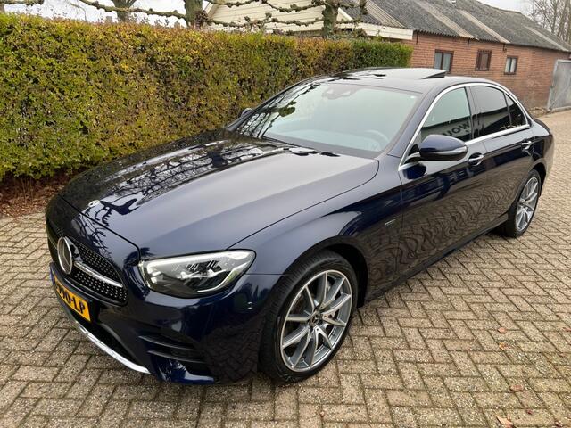 Mercedes-Benz E-KLASSE E 300e 4-Matic AMG int + ext, Dak, Distronic