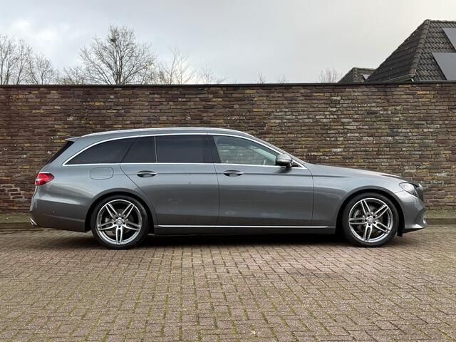 Mercedes-Benz E-KLASSE 200 BUSINESS Solution Automaat 19 Inch Trekhaak