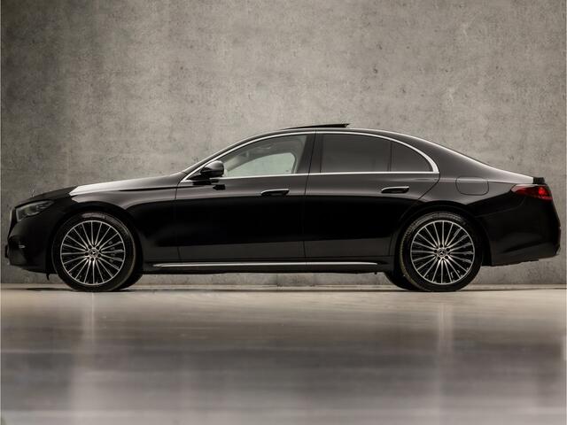 Mercedes-Benz E-KLASSE 300 e 4MATIC Exclusive Line 313Pk (PASSAGIER DISPLAY, PANORAMADAK, ACHTERAS STURING, LUCHTVERING, COMFORTSTOELEN, DIGITAL LIGHT, 1e EIGENAAR, NIEUWSTAAT)