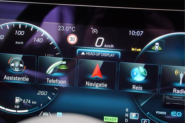 Mercedes-Benz E-KLASSE Cabrio E 200 AMG Line | Airscarf Head-Up Memory 360 Camera