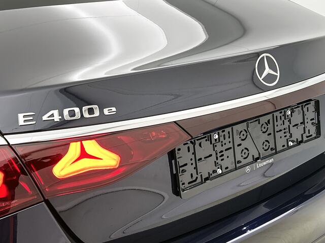 Mercedes-Benz E-KLASSE 400 e 4MATIC AMG Line | Premium Plus pakket | Trekhaak | Nightpakket | ENERGIZING AIR CONTROL | Rijassistentiepakket Plus | Winterpakket | Head-up display | Burmester® 4D sound system | Stoelventilatie voor | Nappaleder |