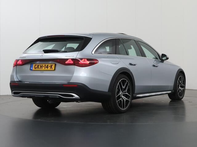 Mercedes-Benz E-KLASSE All-Terrain 300 de 4MATIC All-Terrain | Panoramadak | Trekhaak | Hyperscreen | Stoelventilatie | Keyless | Memory | 20" lichtmetalen velgen |