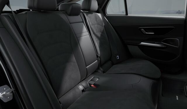 Mercedes-Benz E-KLASSE 300 e AMG Line Trekhaak - Panoramadak - Stoelverwarming - Burmester - Cruisecontrol met afstandsregeling - Sportstoelen - Warmtewerend/donkergetint glas -