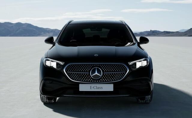 Mercedes-Benz E-KLASSE 300 e AMG Line Trekhaak - Panoramadak - Stoelverwarming - Burmester - Cruisecontrol met afstandsregeling - Sportstoelen - Warmtewerend/donkergetint glas -