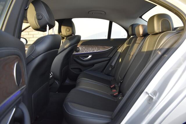 Mercedes-Benz E-KLASSE 220 D AMBITION, AUT, Leder, Sfeerverlichting