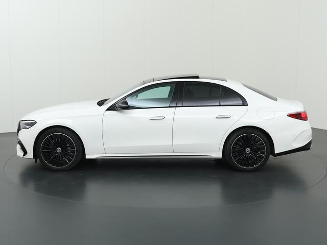 Mercedes-Benz E-KLASSE 300 e AMG Line | AMG | Panoramadak | Winter pakket | Night pakket | 20 inch lichtmetalen velgen |