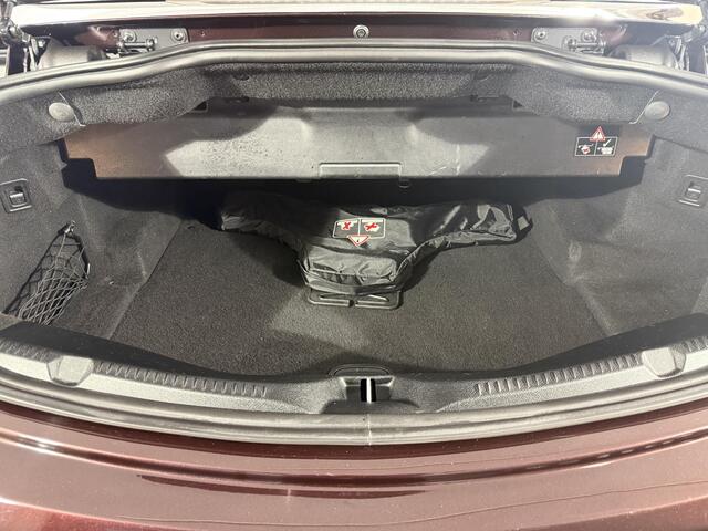 Mercedes-Benz E-KLASSE Cabrio 300 Premium / NL auto / Voll. historie / Luxe uitvoering