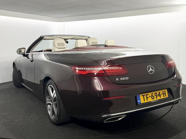 Mercedes-Benz E-KLASSE Cabrio 300 Premium / NL auto / Voll. historie / Luxe uitvoering