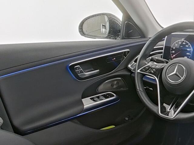 Mercedes-Benz E-KLASSE 300 e Plug-In Hybride Burmester® 4D-Surround-Soundsystem | Dstronic | Stuur en Stoelverwarming | Stoelverwarming. Inclusief 24 maanden MB Certified garantie voor Europa.