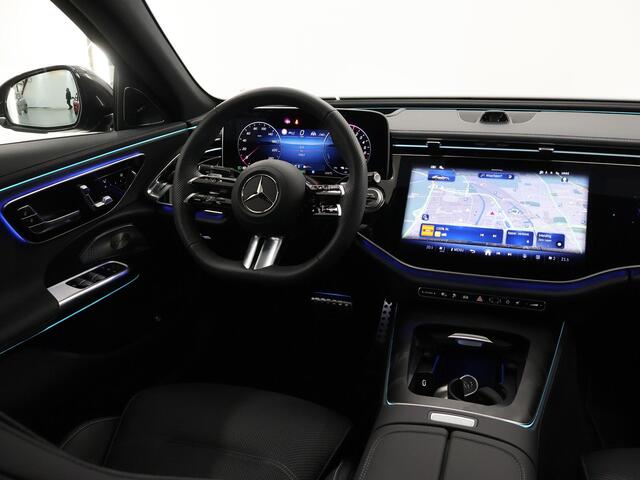 Mercedes-Benz E-KLASSE 300e Sport Edition | Panoramadak | Rijassistentiepakket | Premium Plus | Burmester | Keyless | Matrix-led | Stoelventilatie