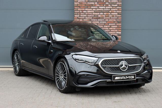 Mercedes-Benz E-KLASSE 300 de AMG Line | Hyperscreen | Airmatic | Achterasbesturing | Distronic | Digital Light | Stoelventilatie | Panoramadak | Surround Camera | Burmester | Keyless Go |