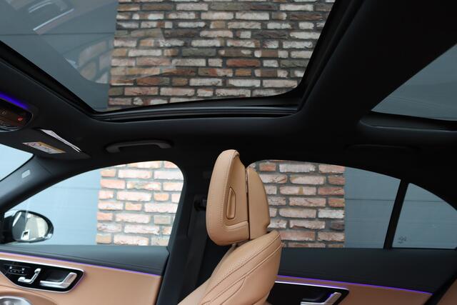 Mercedes-Benz E-KLASSE 300 de AMG Line | Hyperscreen | Airmatic | Achterasbesturing | Distronic | Digital Light | Stoelventilatie | Panoramadak | Surround Camera | Burmester | Keyless Go |