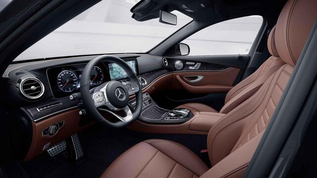 Mercedes-Benz E-KLASSE 350 Sport Edition | AMG | Panoramadak | Burmester | Luchtvering | Headup | Rijassistentiepakket | Multibeam |