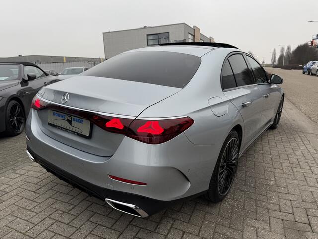 Mercedes-Benz E-KLASSE 300 e AMG Line Advanced plus Night | Pano-Dak | Distronic | Memory | Grill Verlicht | Stoel en Stuurverw. |