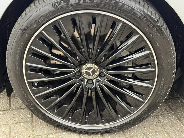 Mercedes-Benz E-KLASSE 300 e AMG Line Advanced plus Night | Pano-Dak | Distronic | Memory | Grill Verlicht | Stoel en Stuurverw. |