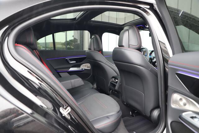 Mercedes-Benz E-KLASSE AMG 53 4MATIC+ | 612PK | Hyperscreen | Achterasbesturing | Keyless-go | Sfeerverlichting | Burmester 4D | Digital-light |