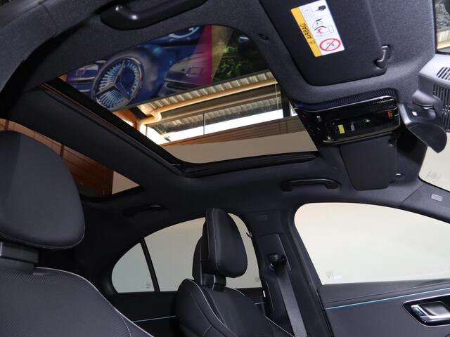 Mercedes-Benz E-KLASSE 300e Sport Edition | Panoramadak | Premium Plus | Superscreen | Nightpakket | Burmester | Stoelverwarming/Ventilatie | Rijassistentiepakket Plus | HUD | Distronic |