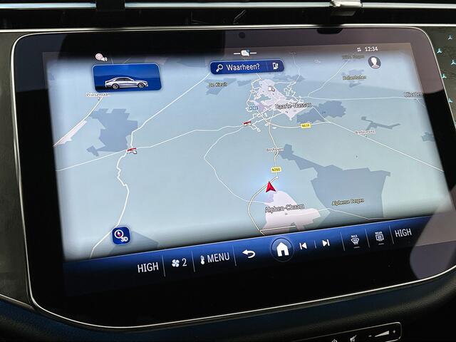 Mercedes-Benz E-KLASSE 300 e AMG Plug-In Hybride AMG Line | Night Pakket | Distronic | Dodehoekassistent | AC en DC Laden | Stuur en Stoelverwarming. Inclusief 24 maanden MB Certified garantie voor Europa.